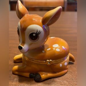 Porcelaines Limoges-Turgot Music Box with Gold Accents for Granddaughter